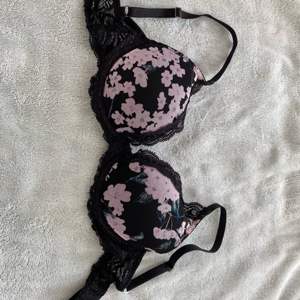 Natori Feathers Bra Black Floral 30DD